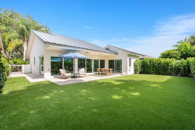 109 Harbourside Circle, Jupiter, FL 33477