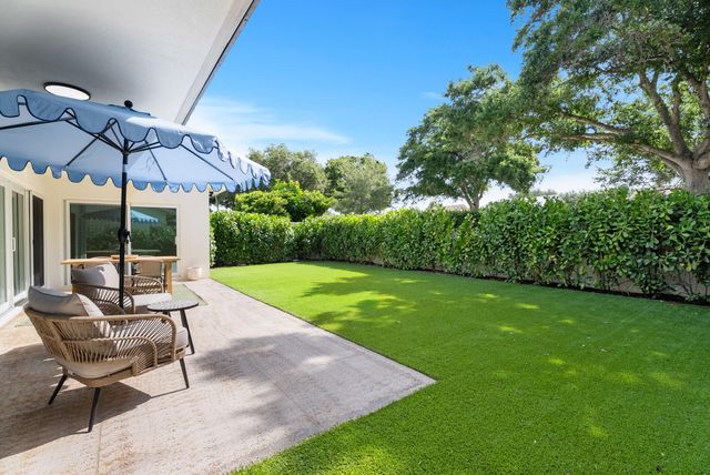 109 Harbourside Circle, Jupiter, FL 33477
