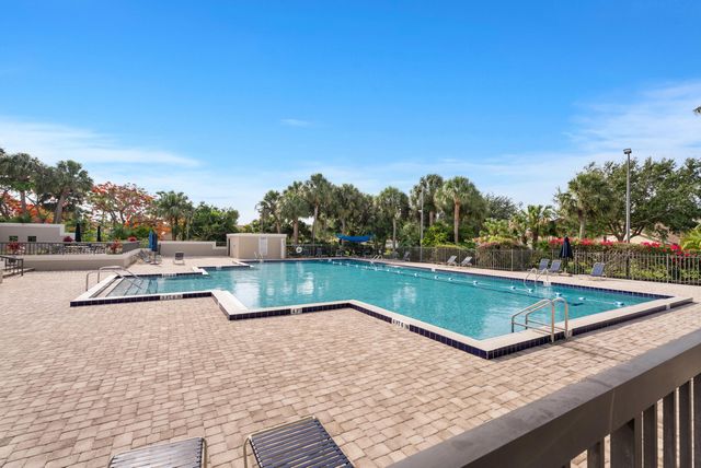 109 Harbourside Circle, Jupiter, FL 33477