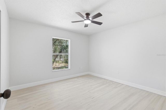 18063 PARROT ROAD, Weeki Wachee, FL 34614