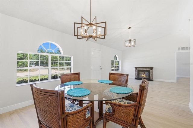 18063 PARROT ROAD, Weeki Wachee, FL 34614