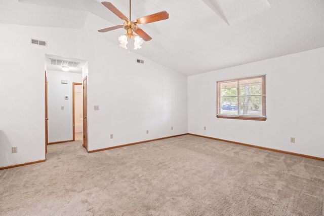 887 Pinner Pl., Myrtle Beach, SC 29577