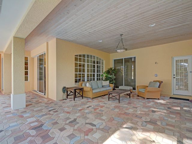 1839 E Sandpointe Lane, Vero Beach, FL 32963