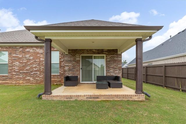 2005 W Chandler Avenue, Rogers, AR 72758