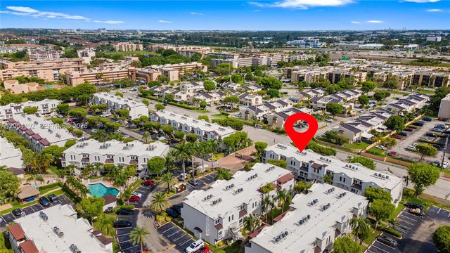 8585 NW 6th Lane 9208, Miami, FL 33126