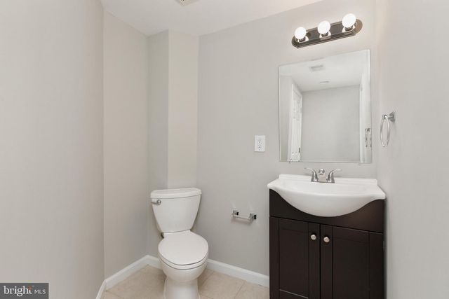 7582 GREAT SWAN CT, Alexandria, VA 22306