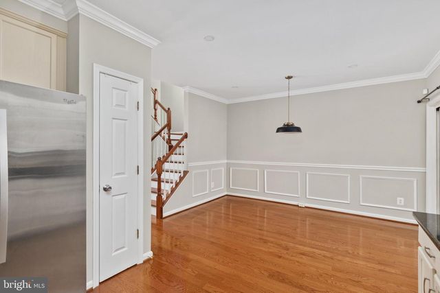 7582 GREAT SWAN CT, Alexandria, VA 22306