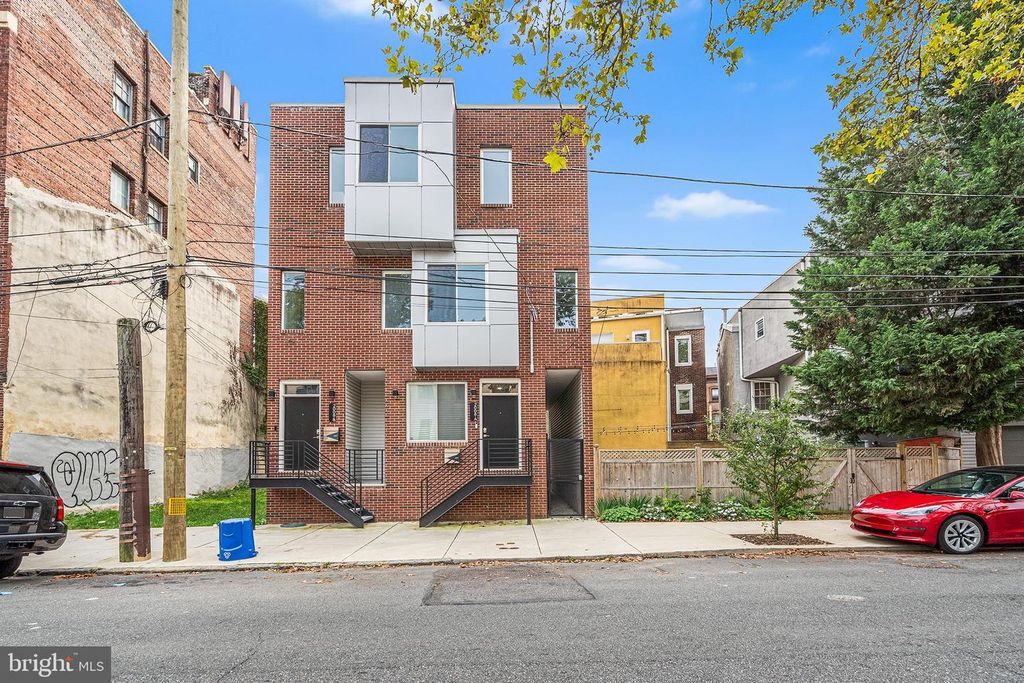 2008 S COLLEGE AVE #A, Philadelphia, PA 19121