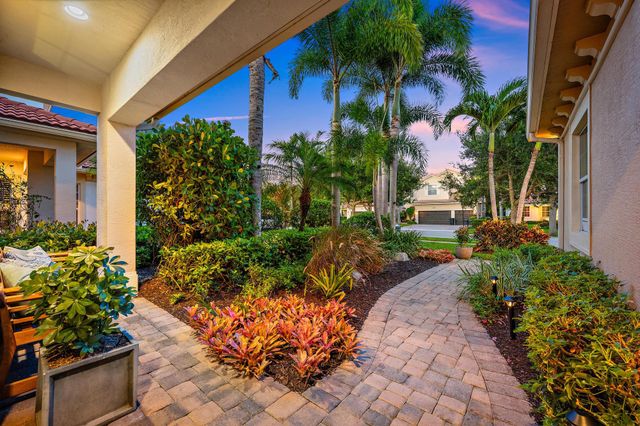 12132 Aviles Circle, Palm Beach Gardens, FL 33418