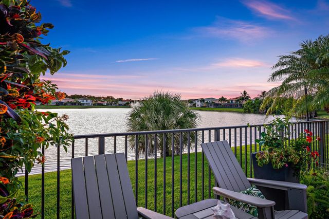 12132 Aviles Circle, Palm Beach Gardens, FL 33418
