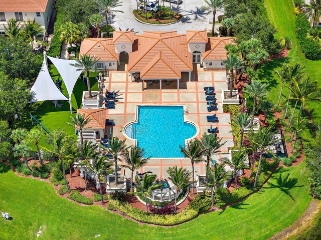 12132 Aviles Circle, Palm Beach Gardens, FL 33418