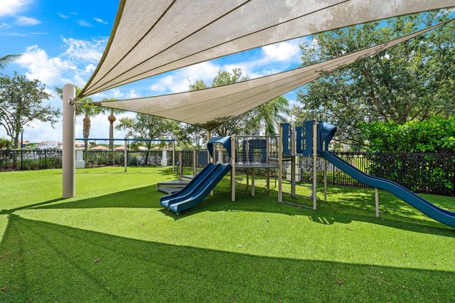 12132 Aviles Circle, Palm Beach Gardens, FL 33418