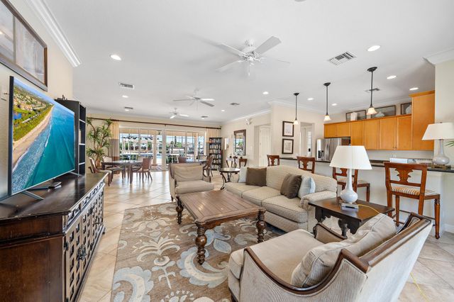 12132 Aviles Circle, Palm Beach Gardens, FL 33418