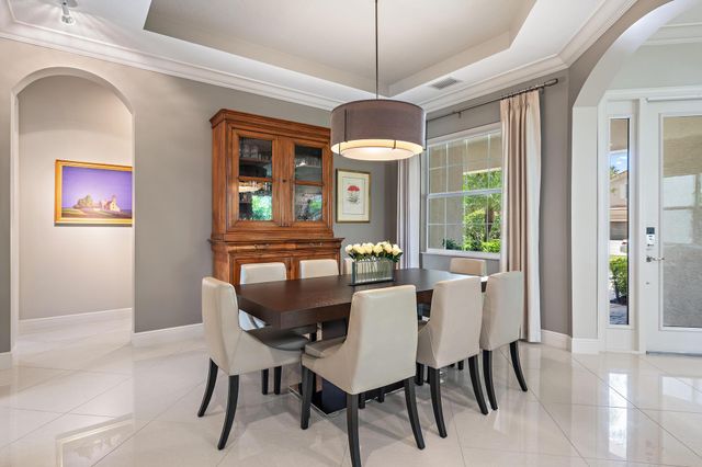 12132 Aviles Circle, Palm Beach Gardens, FL 33418