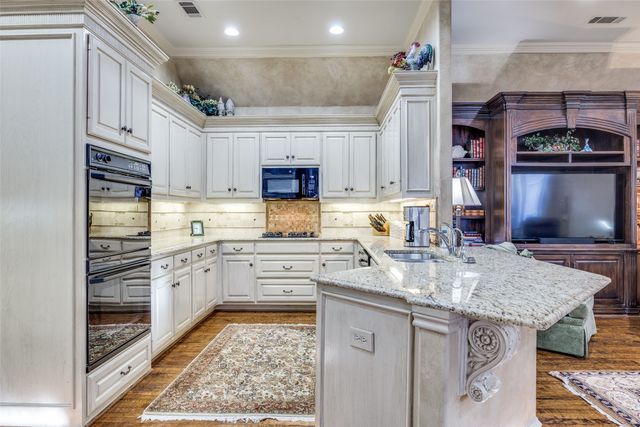 5620 Shubert Court, Dallas, TX 75252