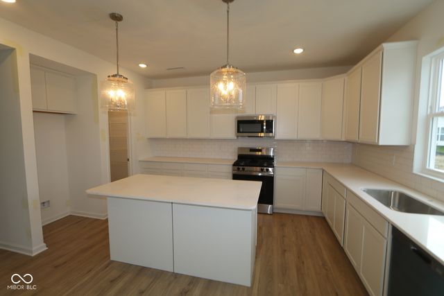 6042 Cedar Shade Way, Indianapolis, IN 46259