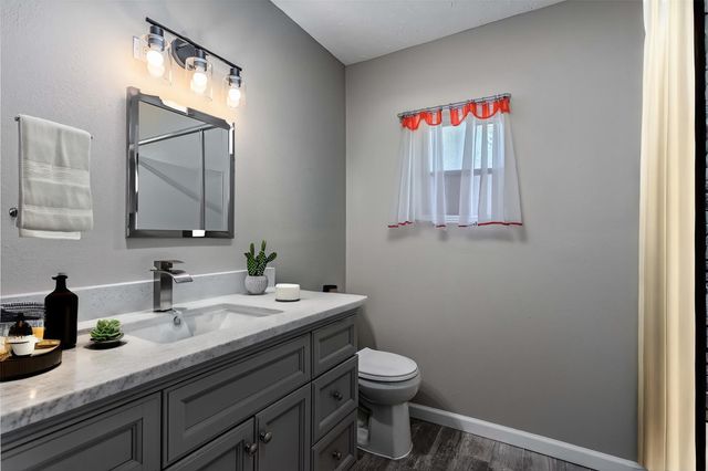 608 W Lobit Street, Baytown, TX 77520