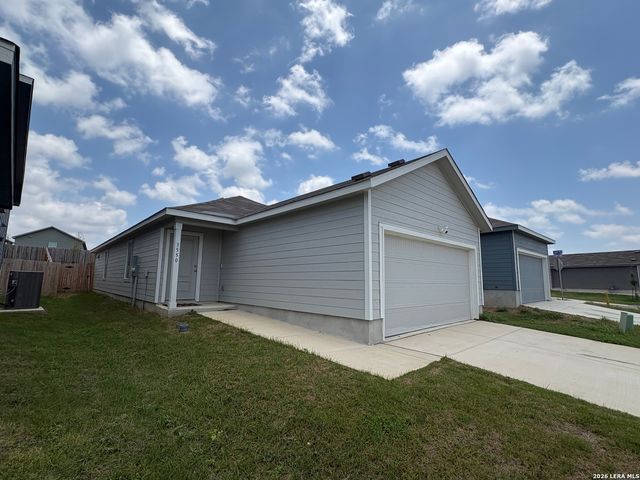 3550 Glade Creek, San Antonio, TX 78245
