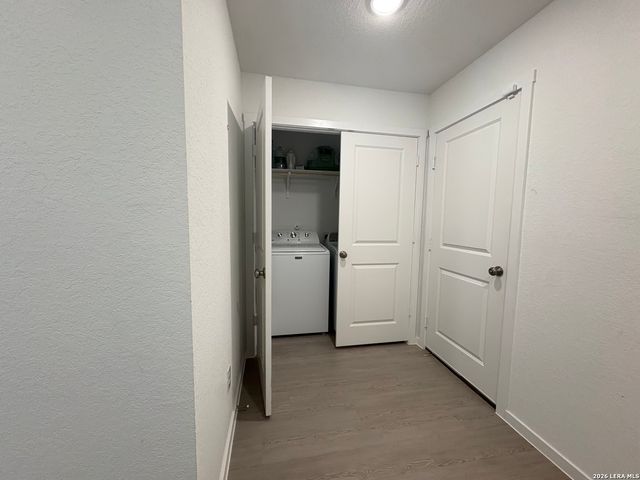 3550 Glade Creek, San Antonio, TX 78245