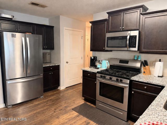 9443 Avian Forest Lane, Heiskell, TN 37754