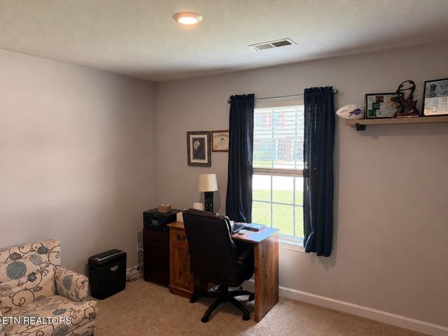 9443 Avian Forest Lane, Heiskell, TN 37754