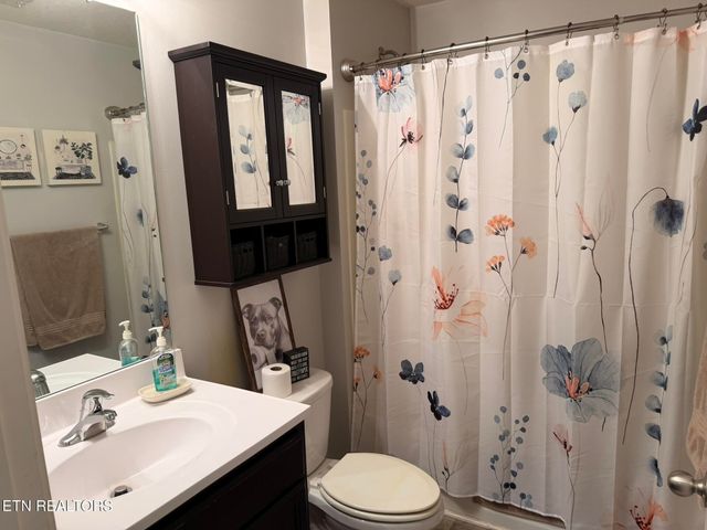 9443 Avian Forest Lane, Heiskell, TN 37754
