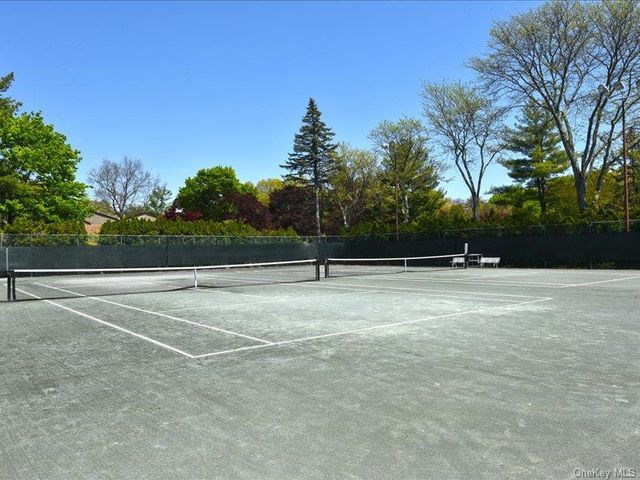 120 Estate Drive, Jericho, NY 11753