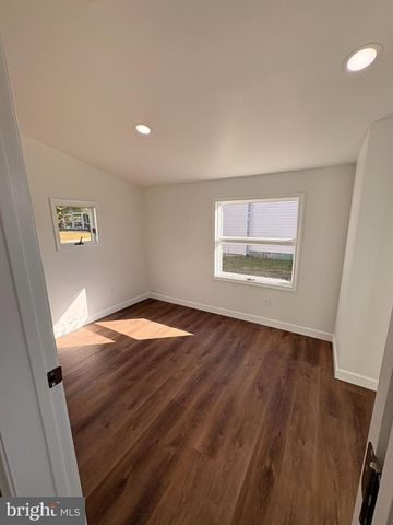 112 WALNUT ST, Church Hill, MD 21623