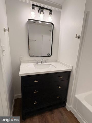 112 WALNUT ST, Church Hill, MD 21623