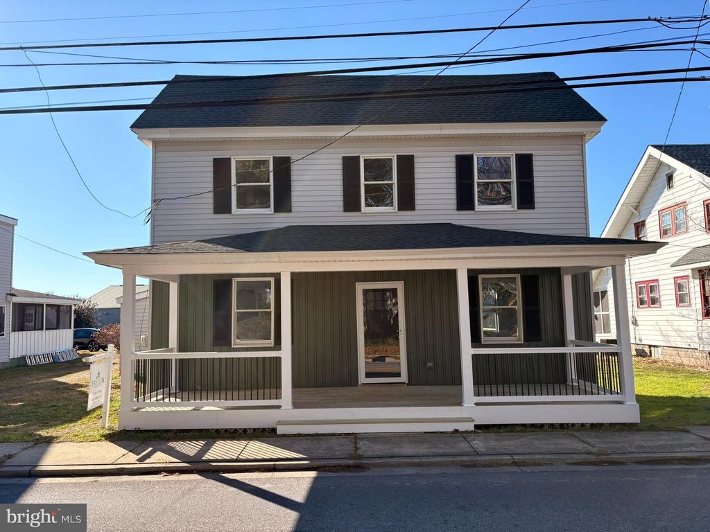 112 WALNUT ST, Church Hill, MD 21623