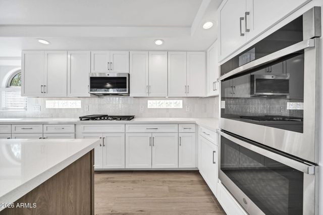 2333 W ZENITH Lane, Phoenix, AZ 85085