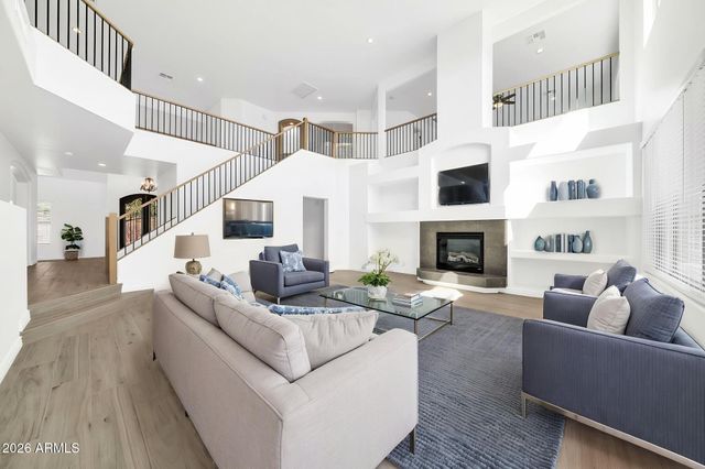 2333 W ZENITH Lane, Phoenix, AZ 85085