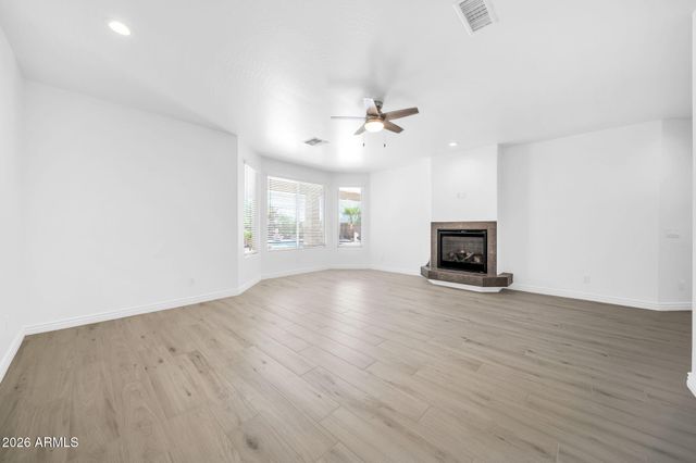 2333 W ZENITH Lane, Phoenix, AZ 85085