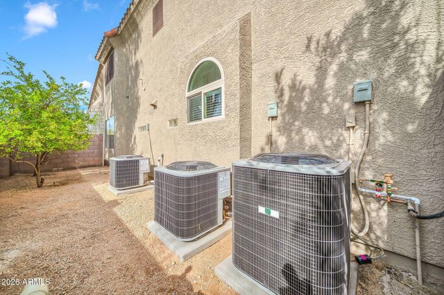 2333 W ZENITH Lane, Phoenix, AZ 85085