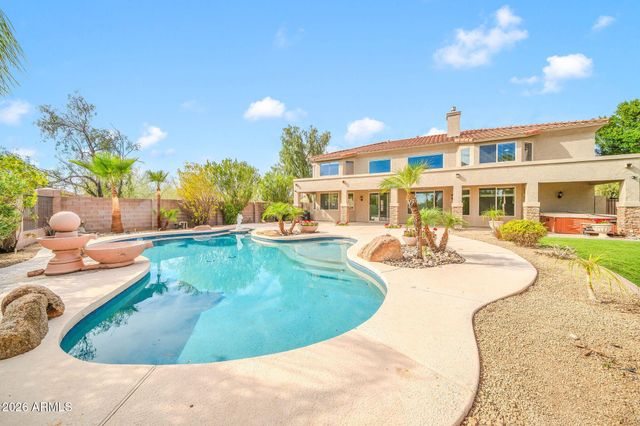 2333 W ZENITH Lane, Phoenix, AZ 85085