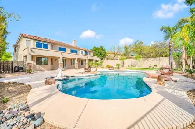 2333 W ZENITH Lane, Phoenix, AZ 85085