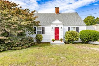 22 Moulton Road, Hampton, NH 03842