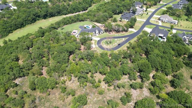 17686 E Falcon Pass, Owasso, OK 74055