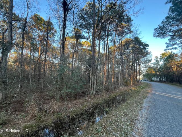 Lot 37-38 E Greene Street, Bay Saint Louis, MS 39520