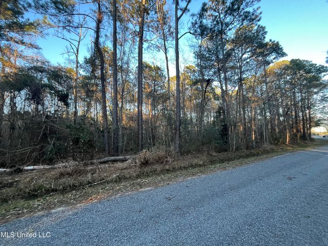 Lot 37-38 E Greene Street, Bay Saint Louis, MS 39520