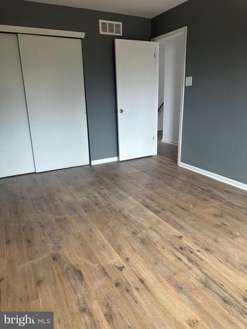 2073 CLOVER MILL RD, Quakertown, PA 18951