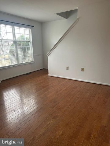 2073 CLOVER MILL RD, Quakertown, PA 18951