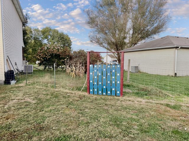 107 April Drive, Junction City, KY 40440