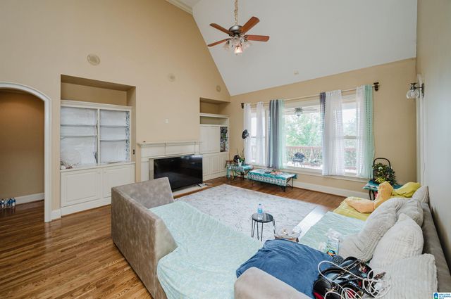 1366 SCOUT TRACE, Hoover, AL 35244