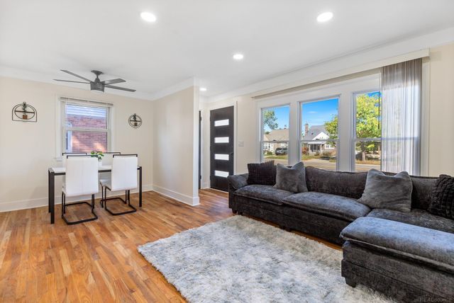 10419 W 11 Mile Road, Huntington Woods, MI 48070