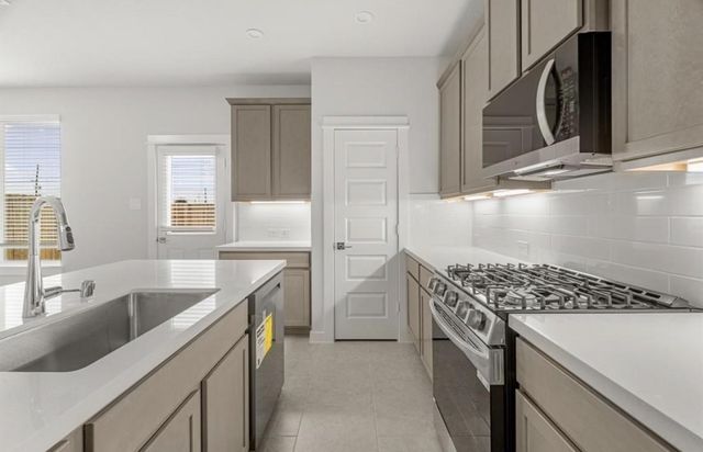 2934 Park Hill Lane, Stafford, TX 77477