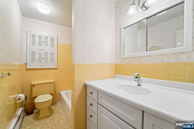 41-57 Rys, Fair Lawn, NJ 07410