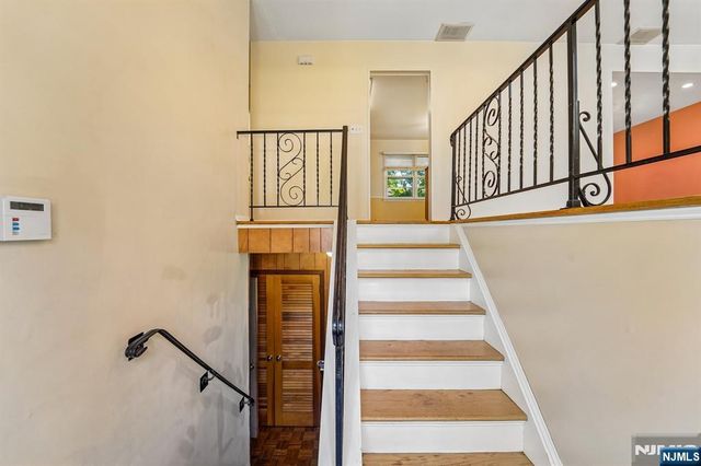 41-57 Rys, Fair Lawn, NJ 07410