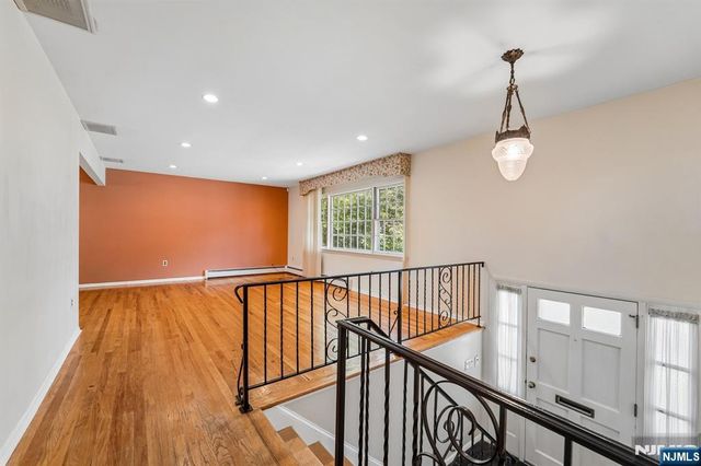 41-57 Rys, Fair Lawn, NJ 07410