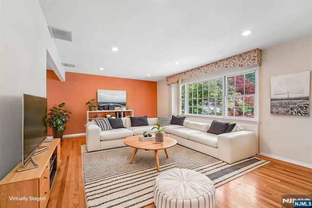 41-57 Rys, Fair Lawn, NJ 07410